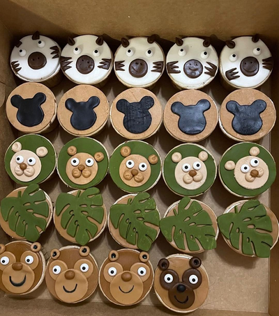 Los Dos - Safari Adventure Cake & Cupcake Set – Mickey Edition