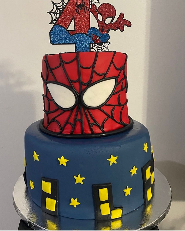 Cakes Spiderman
